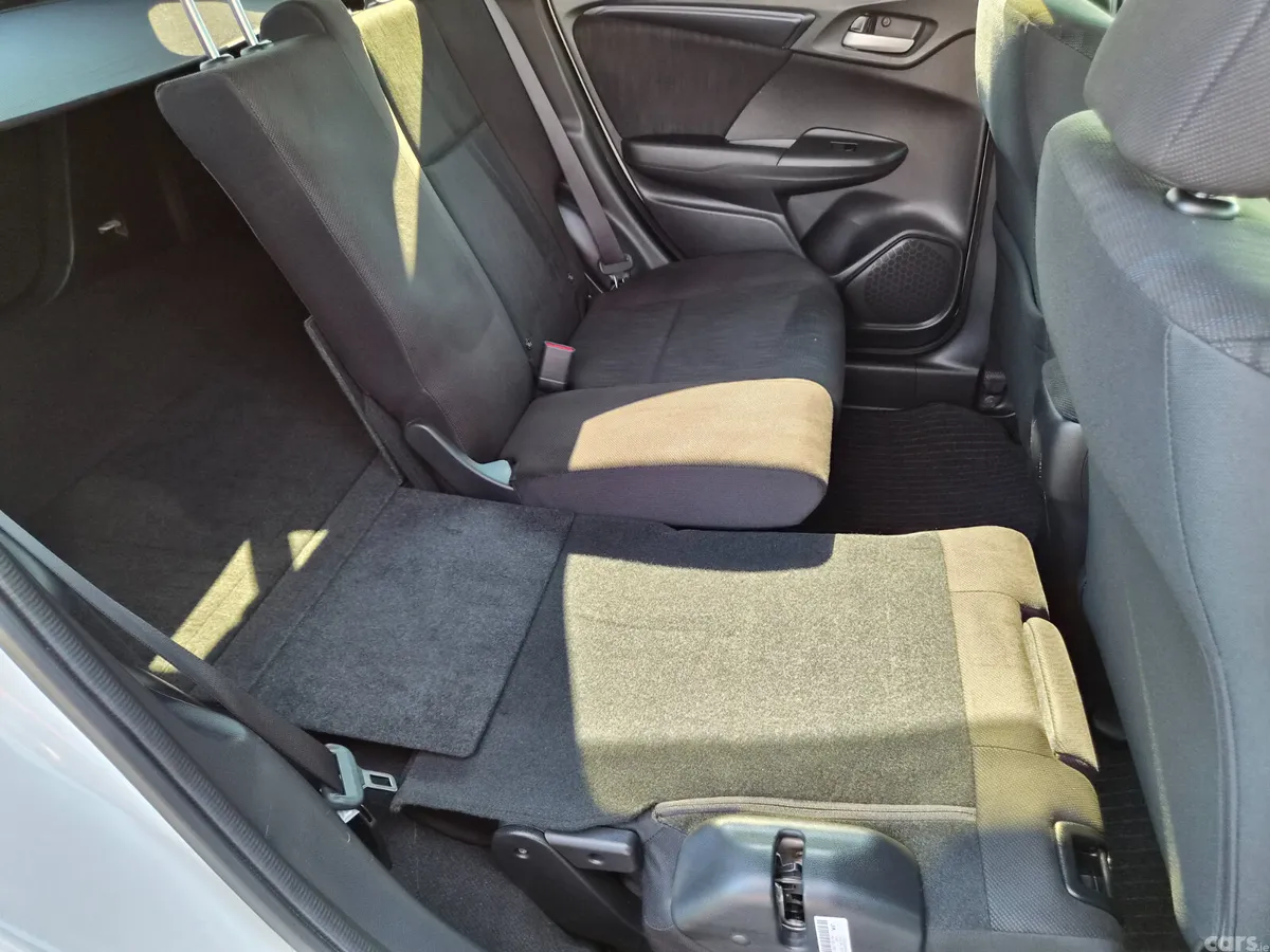 Honda Shuttle Estate, Petrol Hybrid, 2020, White