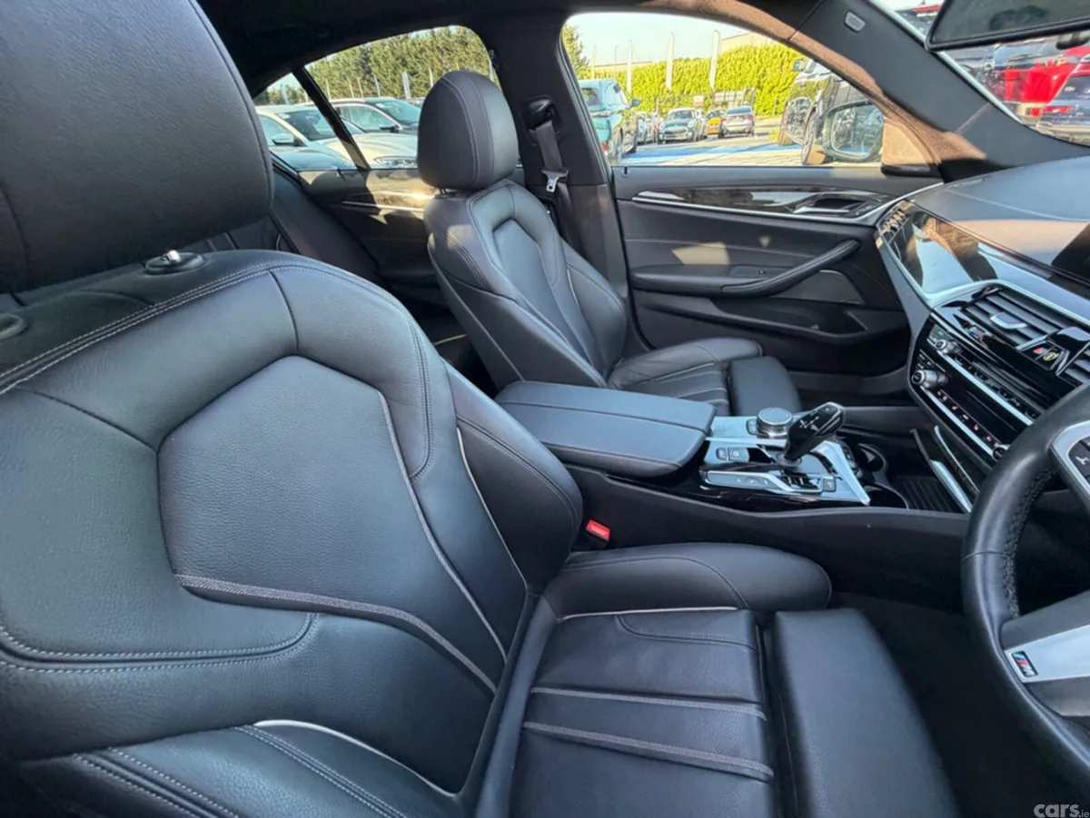 BMW 5-Series Saloon, Petrol Plug-in Hybrid, 2018, White