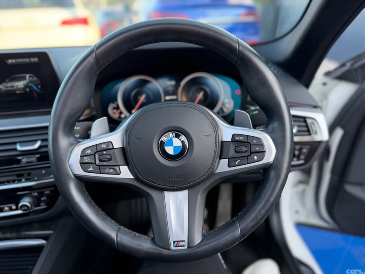BMW 5-Series Saloon, Petrol Plug-in Hybrid, 2018, White