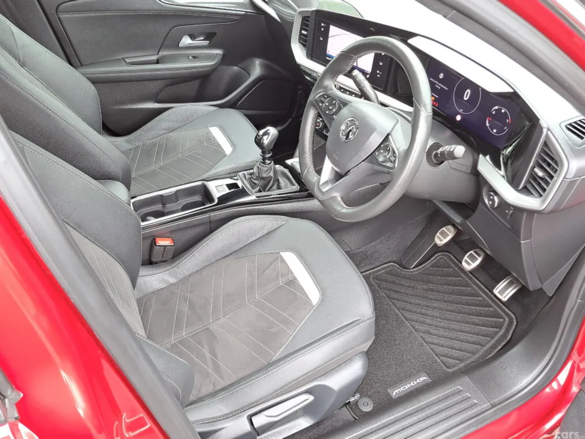 Opel Mokka SUV, Petrol, 2023, Red