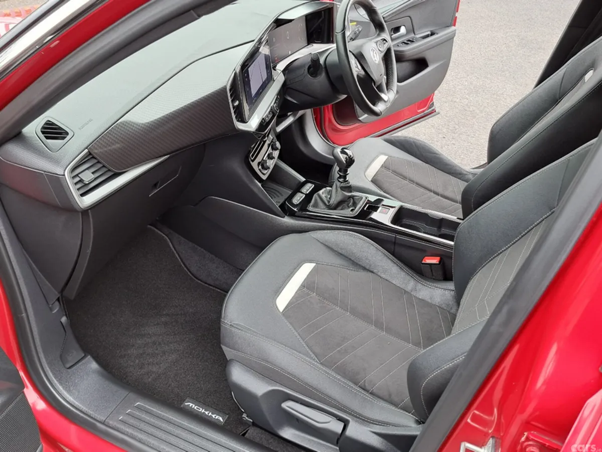 Opel Mokka SUV, Petrol, 2023, Red