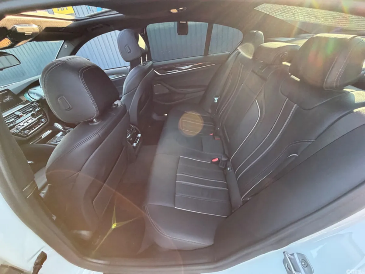 BMW 5-Series Saloon, Petrol Plug-in Hybrid, 2018, White