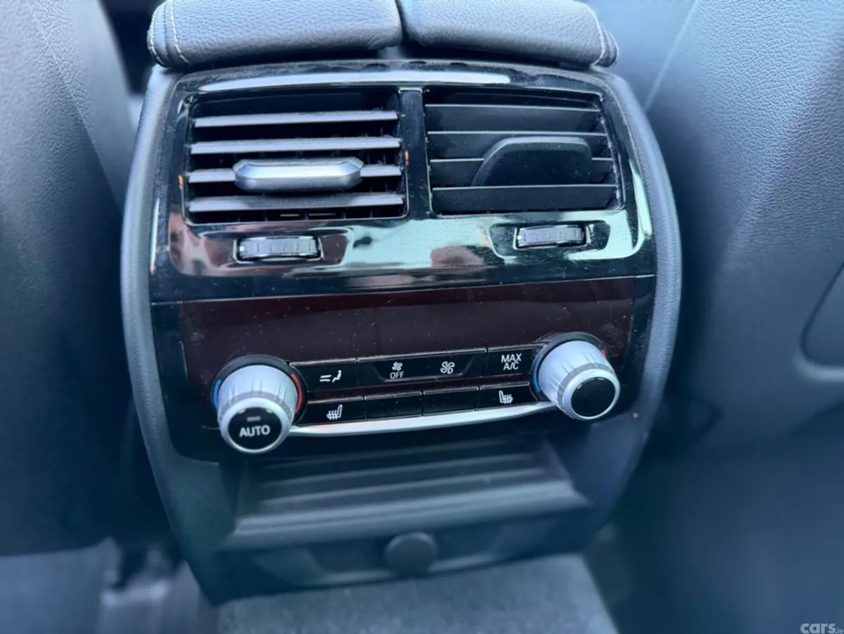 BMW 5-Series Saloon, Petrol Plug-in Hybrid, 2018, White