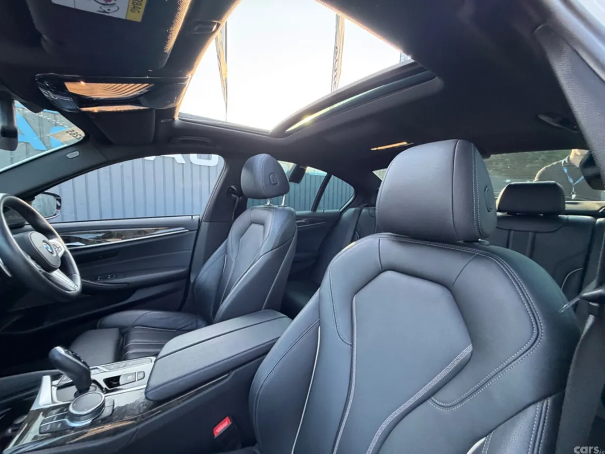 BMW 5-Series Saloon, Petrol Plug-in Hybrid, 2018, White