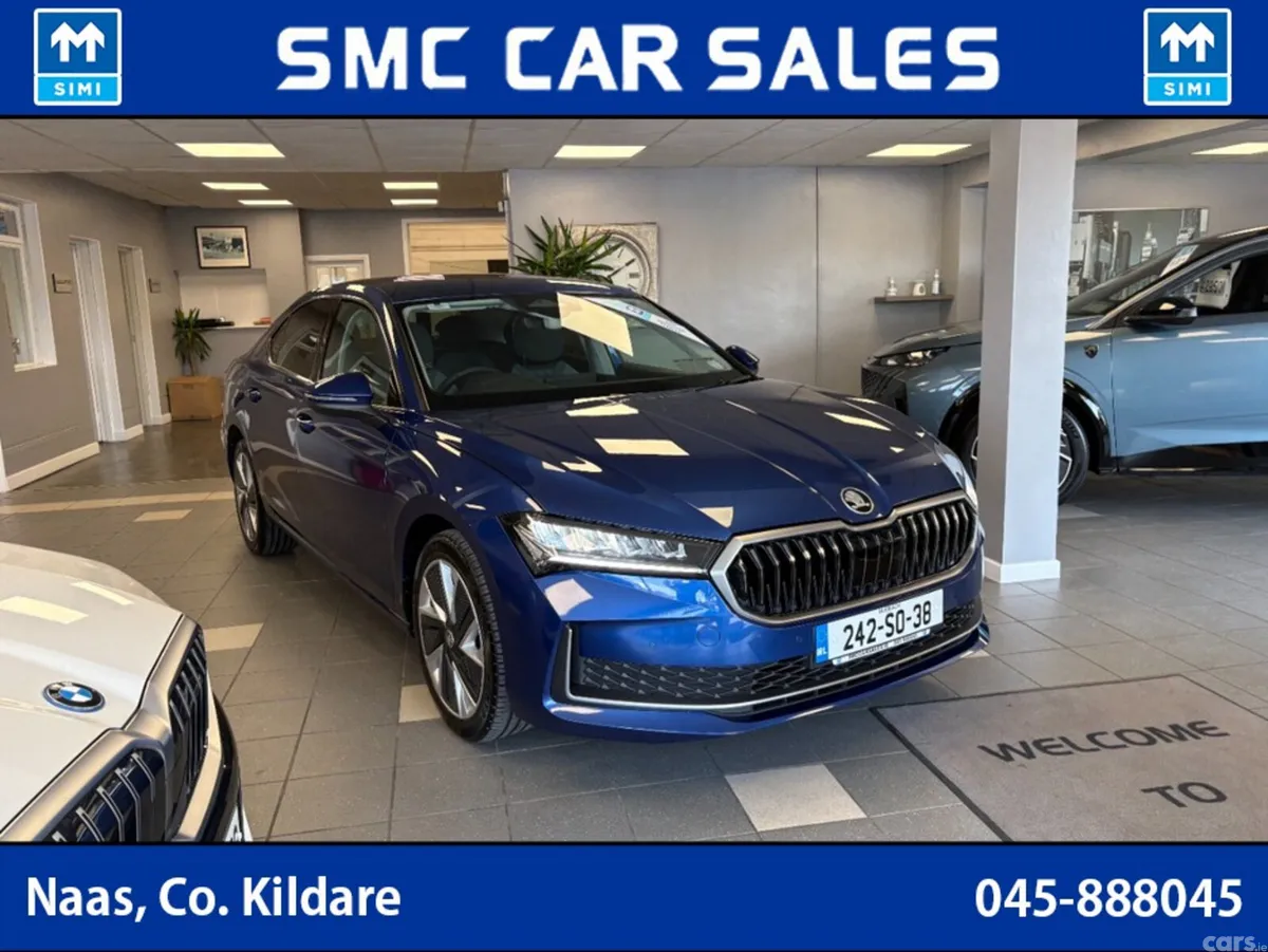 Skoda Superb Hatchback, Diesel, 2024, Blue