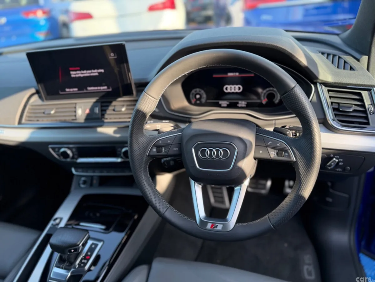 Audi Q5 SUV, Diesel, 2022, Blue