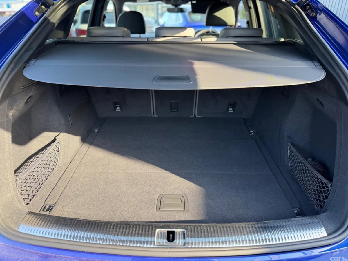 Audi Q5 SUV, Diesel, 2022, Blue