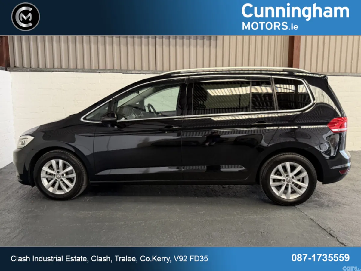 Volkswagen Touran MPV, Diesel, 2020, Black