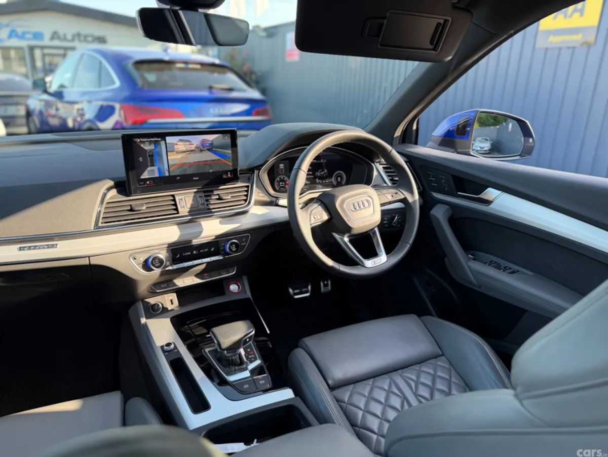 Audi Q5 SUV, Diesel, 2022, Blue