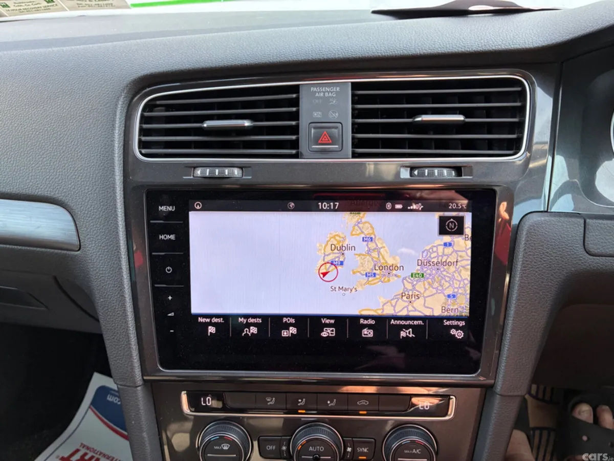 Volkswagen Golf Hatchback, Petrol, 2018, White