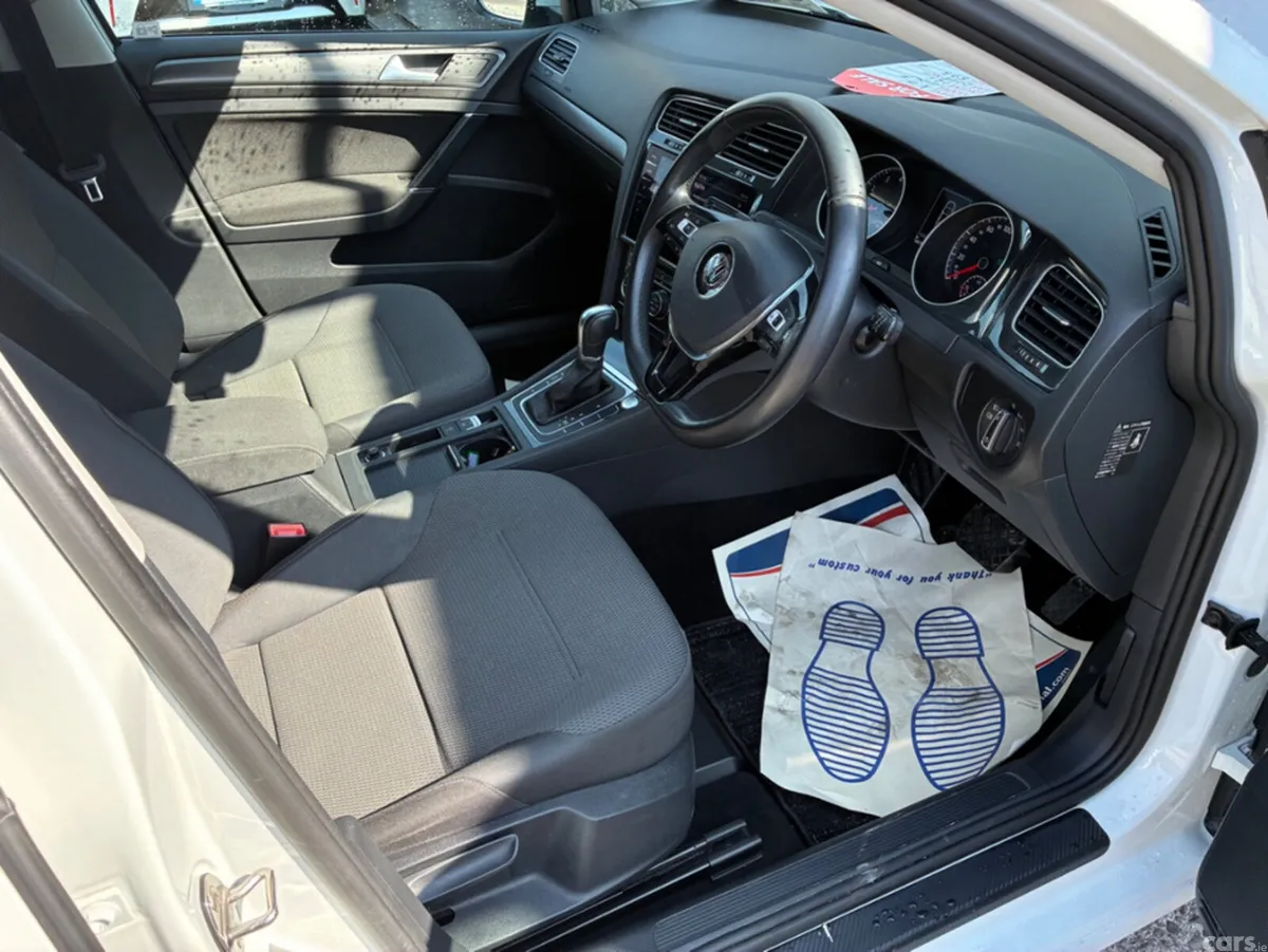 Volkswagen Golf Hatchback, Petrol, 2018, White