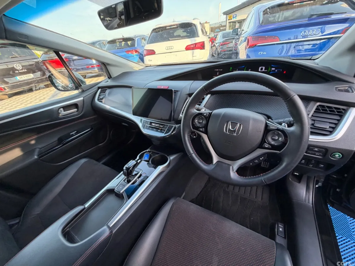 Honda Jade Estate, Petrol Hybrid, 2020, Black