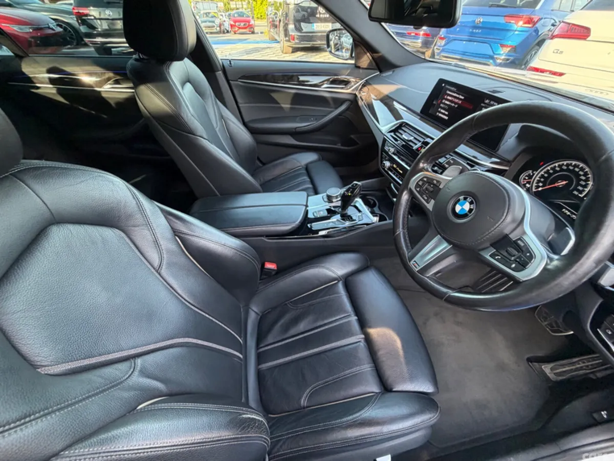 BMW 5-Series Saloon, Petrol Plug-in Hybrid, 2017, White