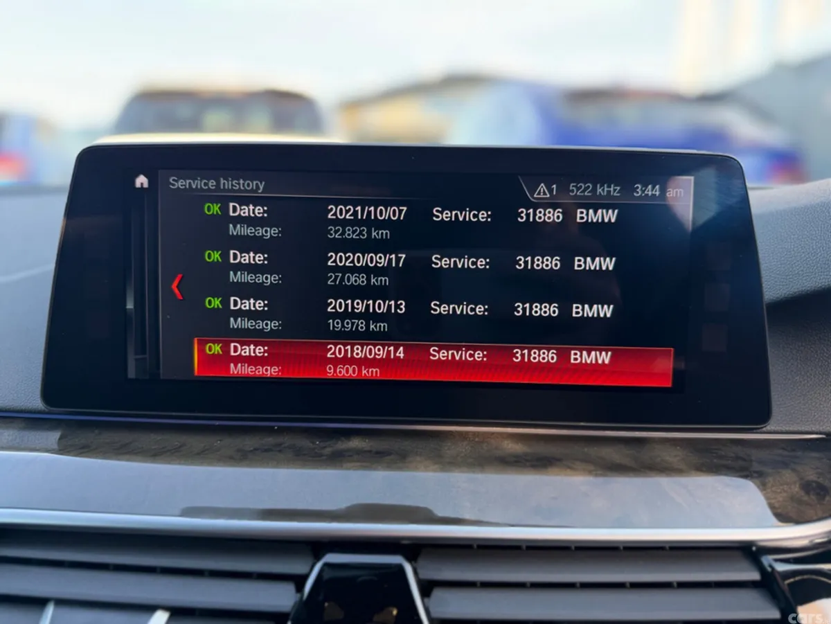 BMW 5-Series Saloon, Petrol Plug-in Hybrid, 2017, White