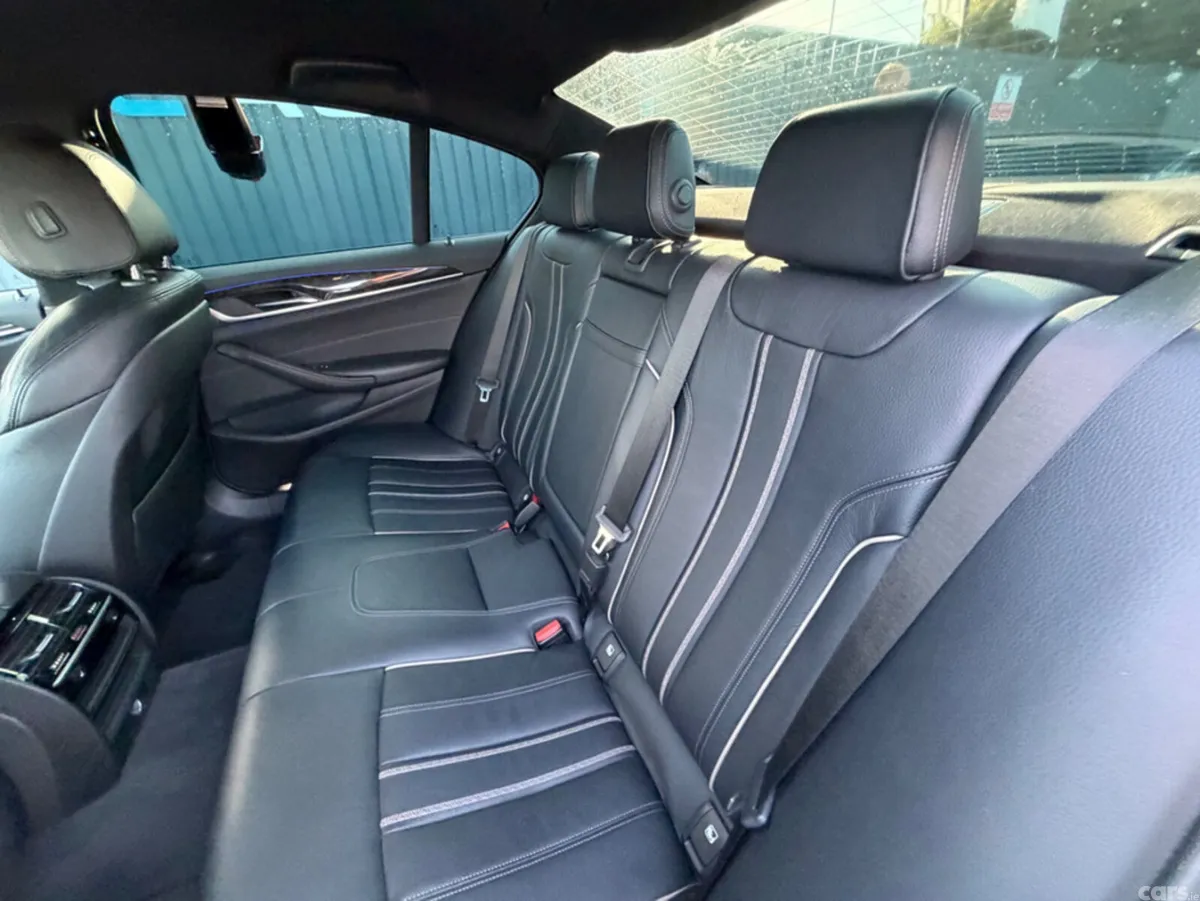 BMW 5-Series Saloon, Petrol Plug-in Hybrid, 2017, White