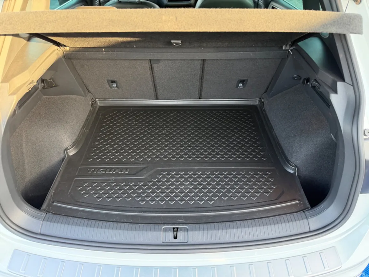Volkswagen Tiguan SUV, Diesel, 2019, White