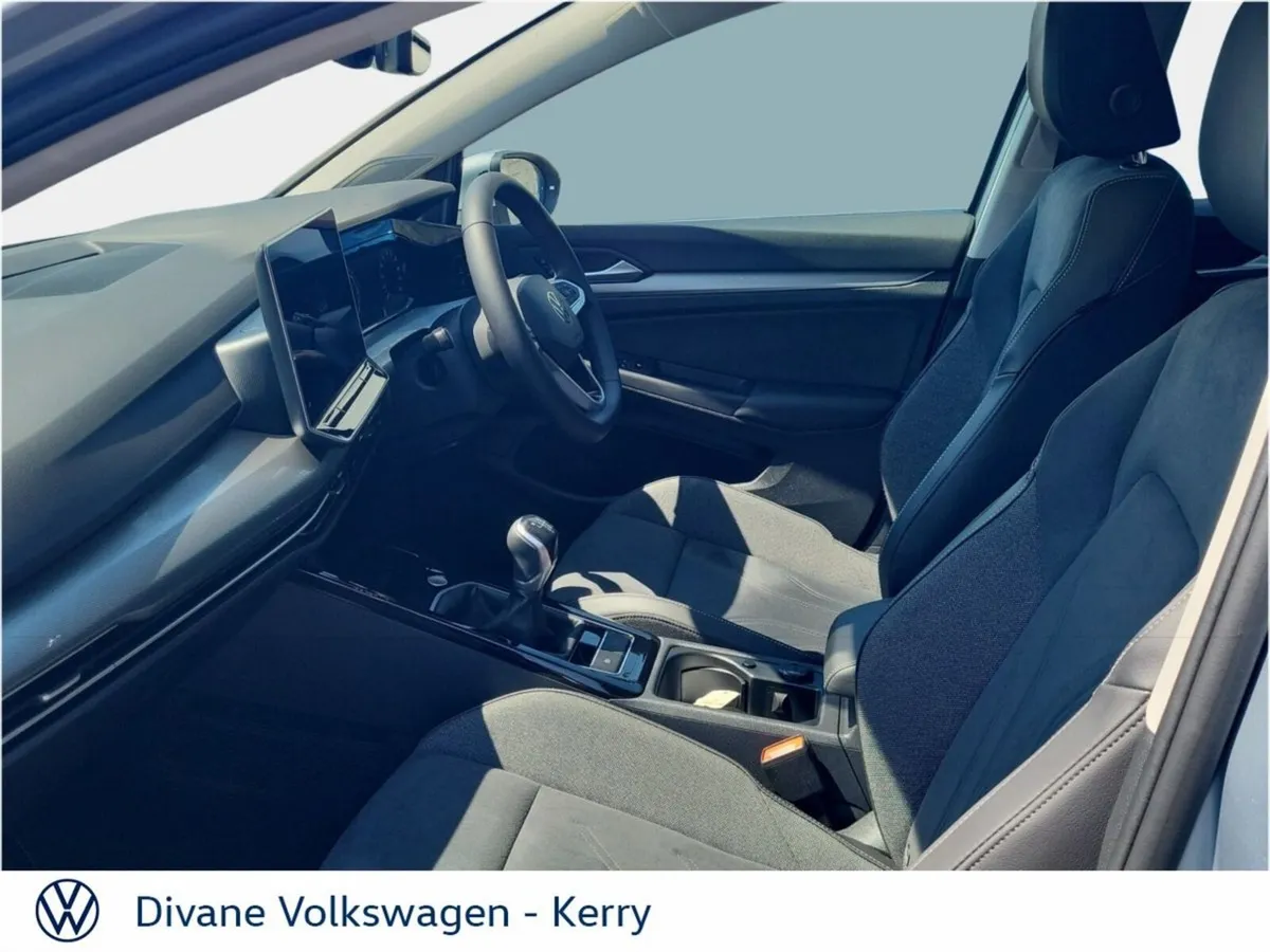 Volkswagen Golf Hatchback, Diesel, 2025, Silver