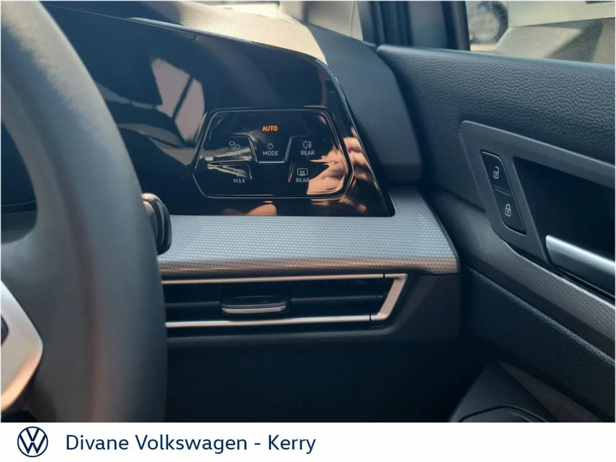 Volkswagen Golf Hatchback, Diesel, 2025, Silver