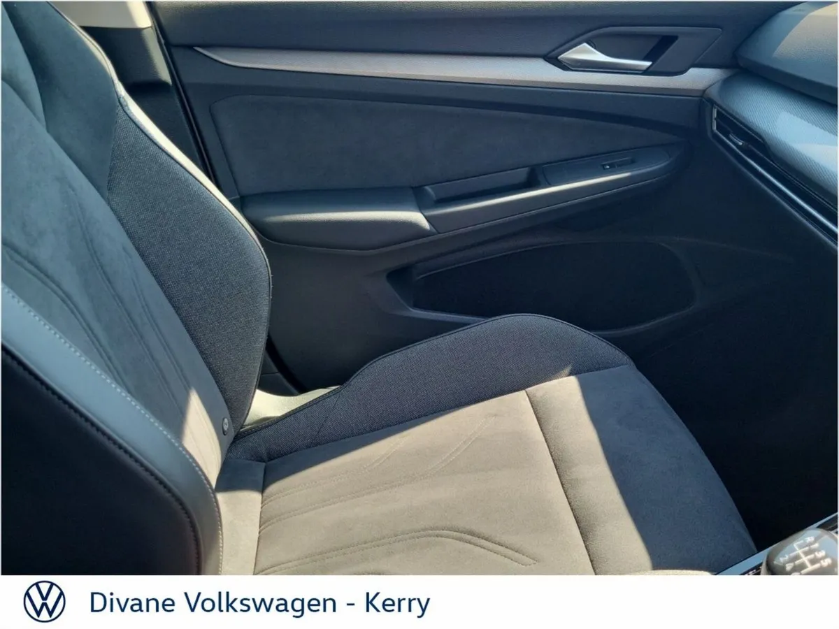 Volkswagen Golf Hatchback, Diesel, 2025, Silver