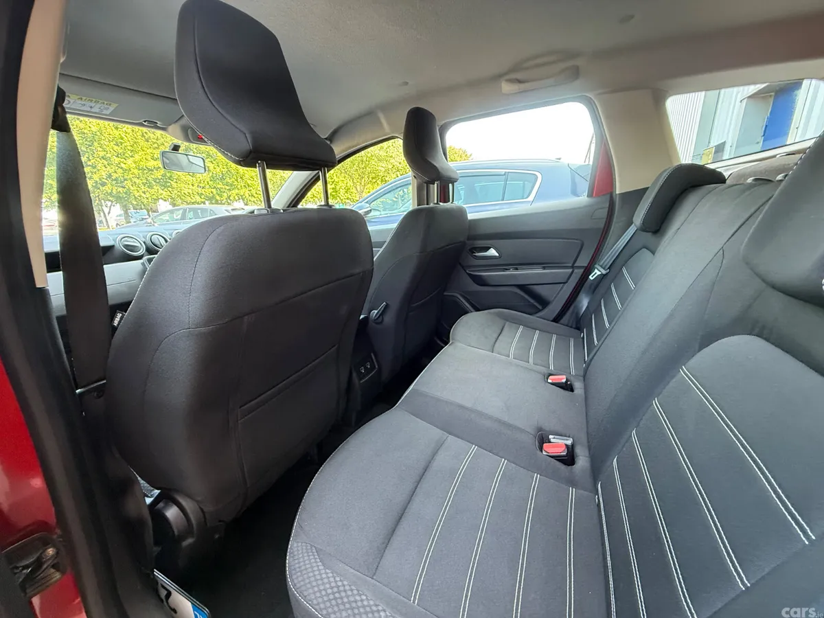 Dacia Duster SUV, Diesel, 2022, Red