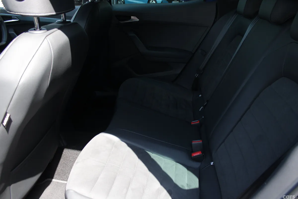 SEAT Arona SUV, Petrol, 2023, Blue