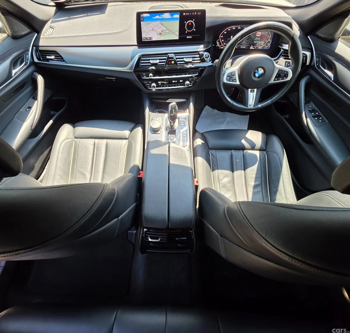 BMW 5-Series Estate, Petrol Plug-in Hybrid, 2021, White