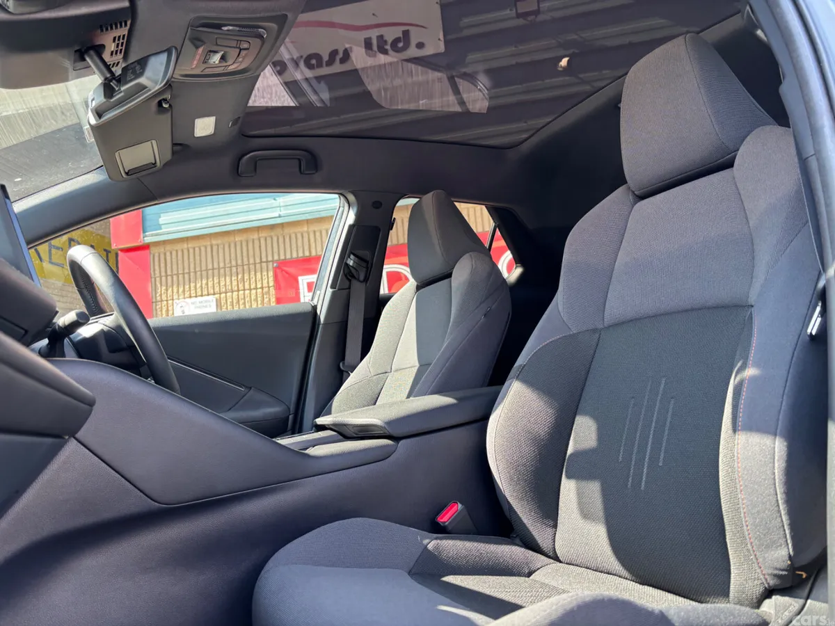 Toyota C-HR Hatchback, Petrol Hybrid, 2024, Grey