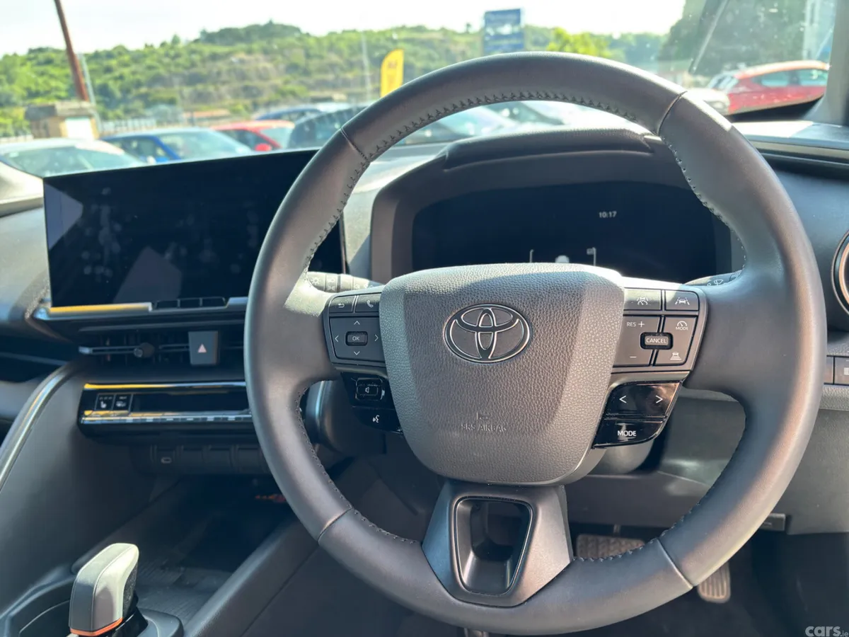 Toyota C-HR Hatchback, Petrol Hybrid, 2024, Grey