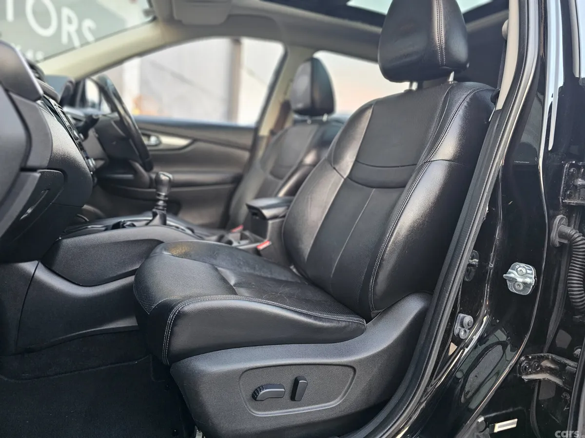 Nissan X-Trail SUV, Diesel, 2015, Black