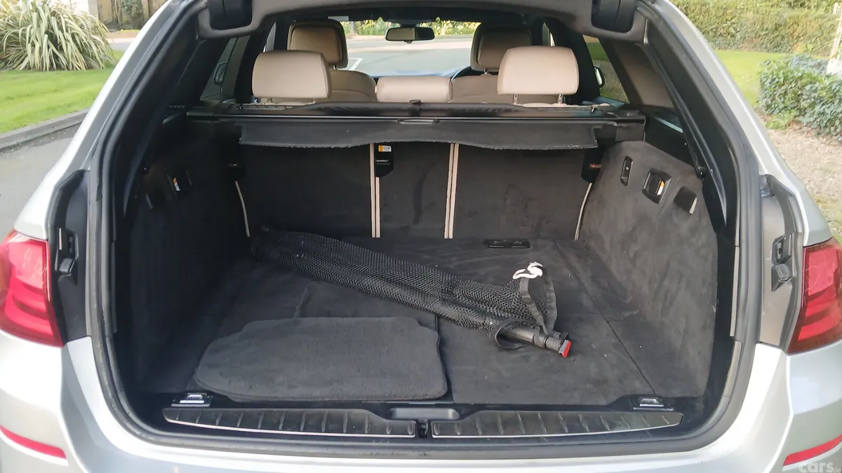 BMW 5-Series Estate, Diesel, 2013, Silver