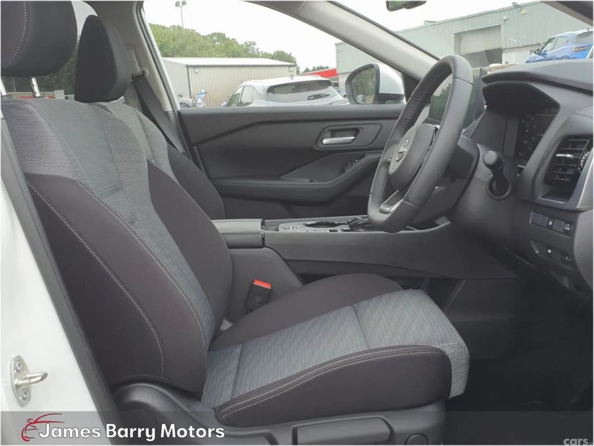 Nissan X-Trail SUV, Petrol Hybrid, 2026, White