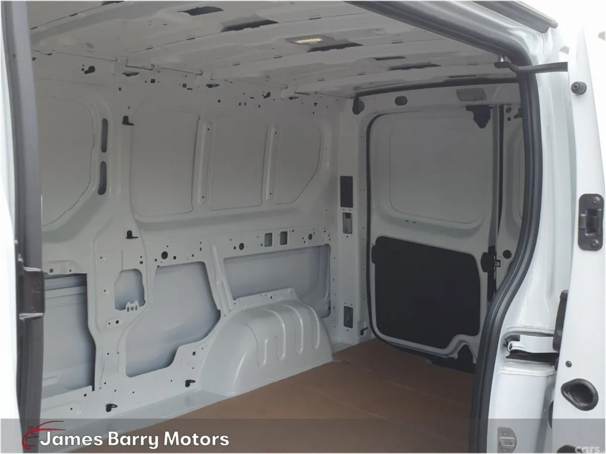 Nissan Primastar MPV, Diesel, 2026, White