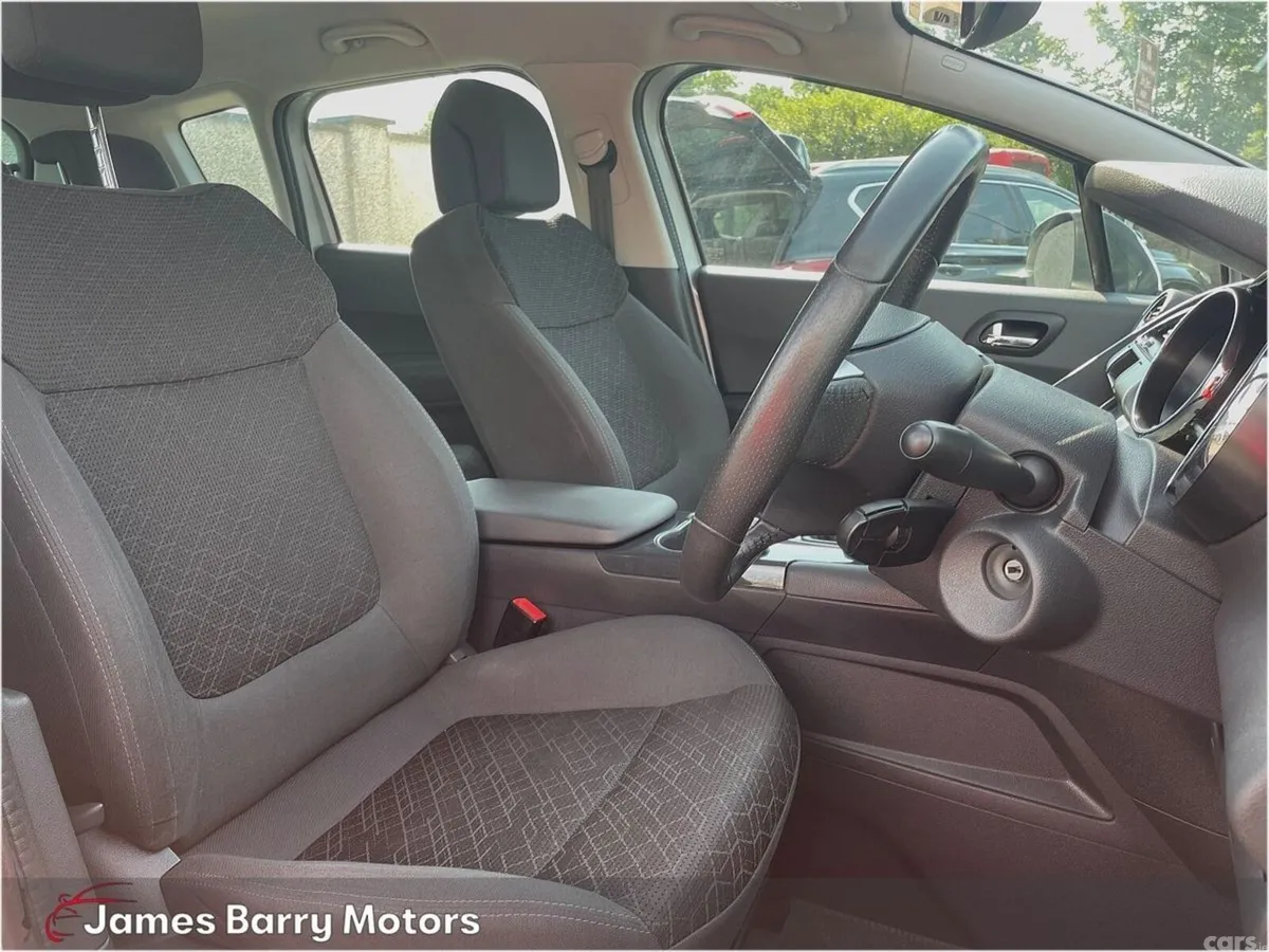 Peugeot 3008 SUV, Diesel, 2015, Grey
