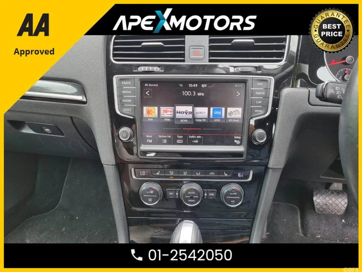 Volkswagen Golf Hatchback, Petrol, 2015, White