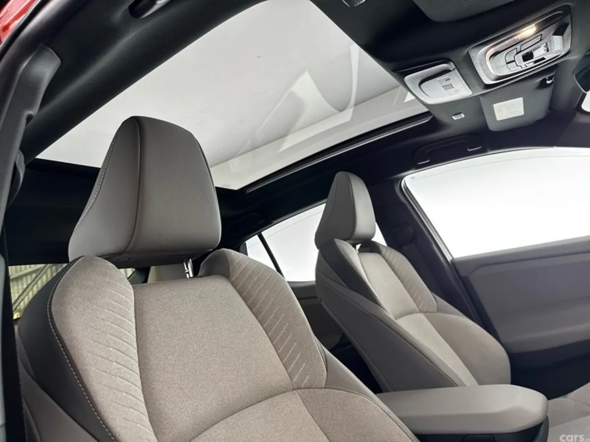 Toyota C-HR Estate, Electric, 2026, Brown