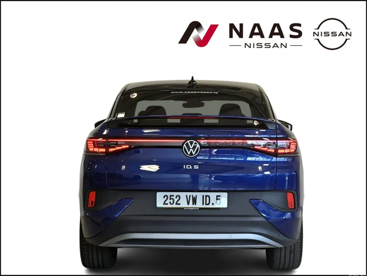 Volkswagen ID.5 Estate, Electric, 2025, Blue