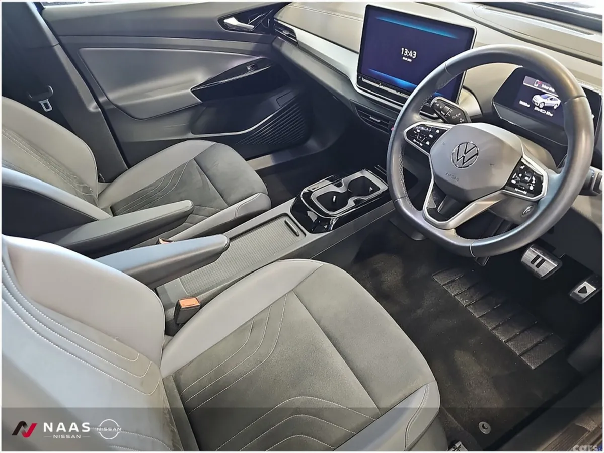 Volkswagen ID.5 Estate, Electric, 2025, Blue