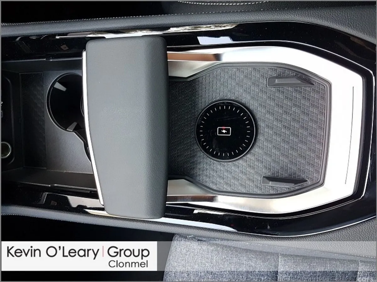Renault Austral SUV, Petrol Hybrid, 2026, Black