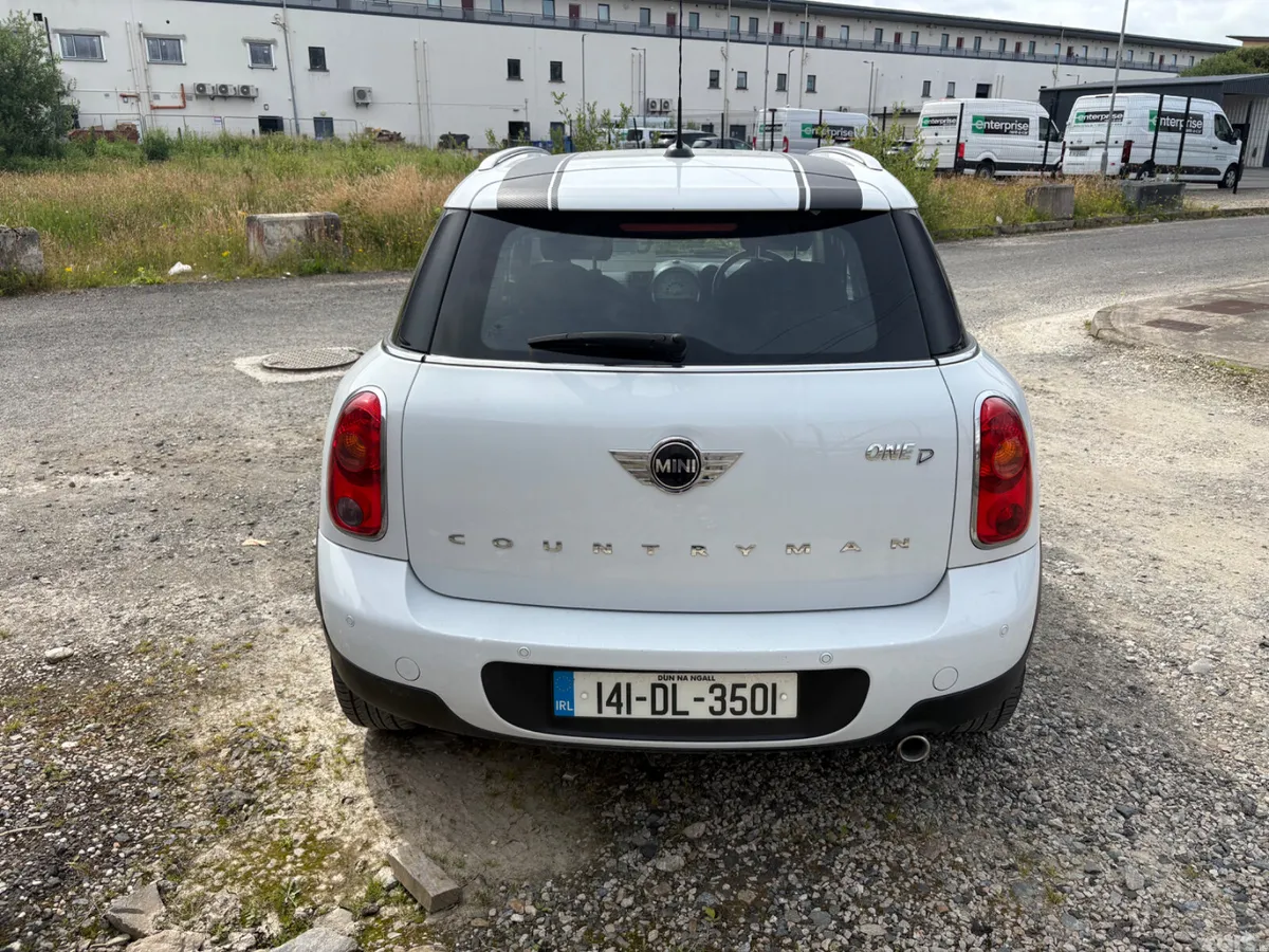 Mini One Hatchback, Diesel, 2014, White
