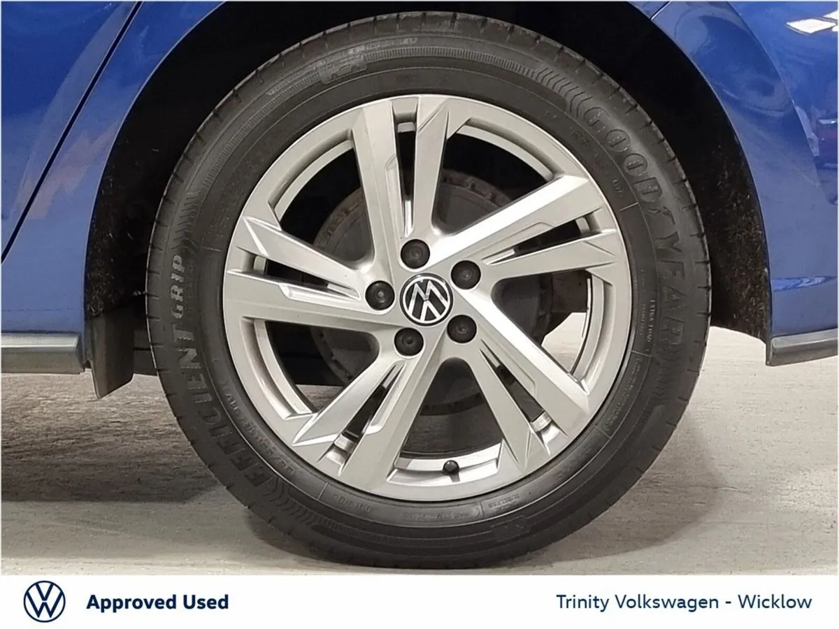 Volkswagen Polo Hatchback, Petrol, 2023, Blue