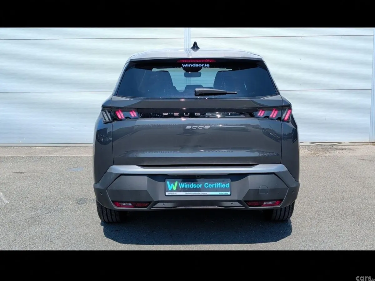 Peugeot 5008 MPV, Petrol Hybrid, 2026, Grey