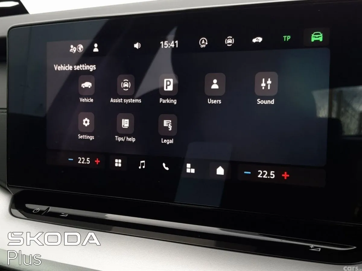 Skoda Octavia Saloon, Diesel, 2024, Black