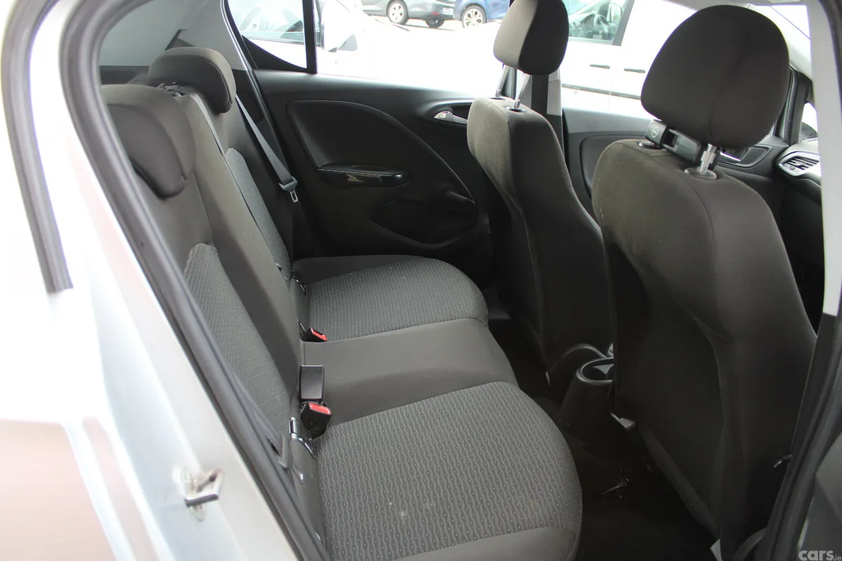 Opel Corsa Hatchback, Diesel, 2017, Grey
