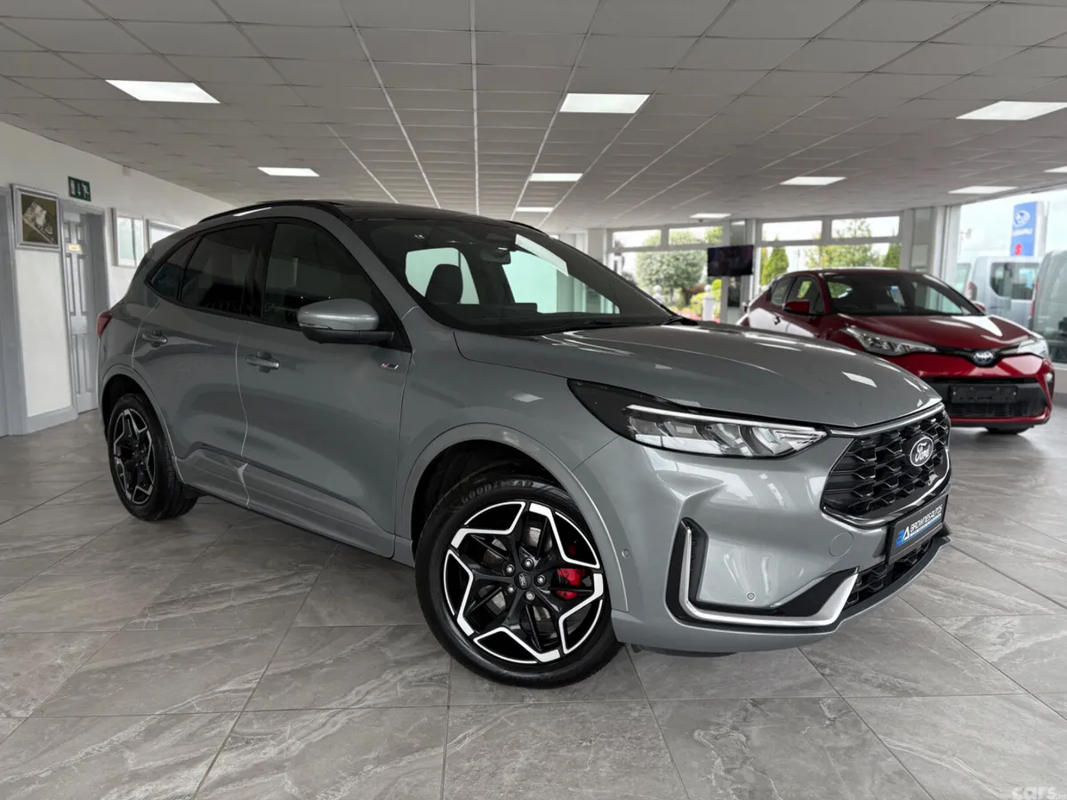 Ford Kuga SUV, Petrol Hybrid, 2024, Silver