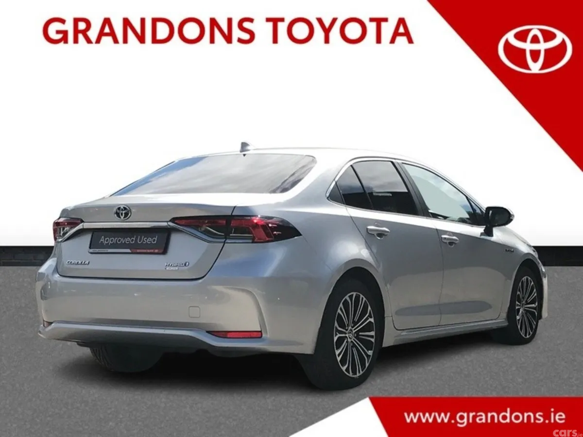 Toyota Corolla Saloon, Petrol Hybrid, 2021, Grey