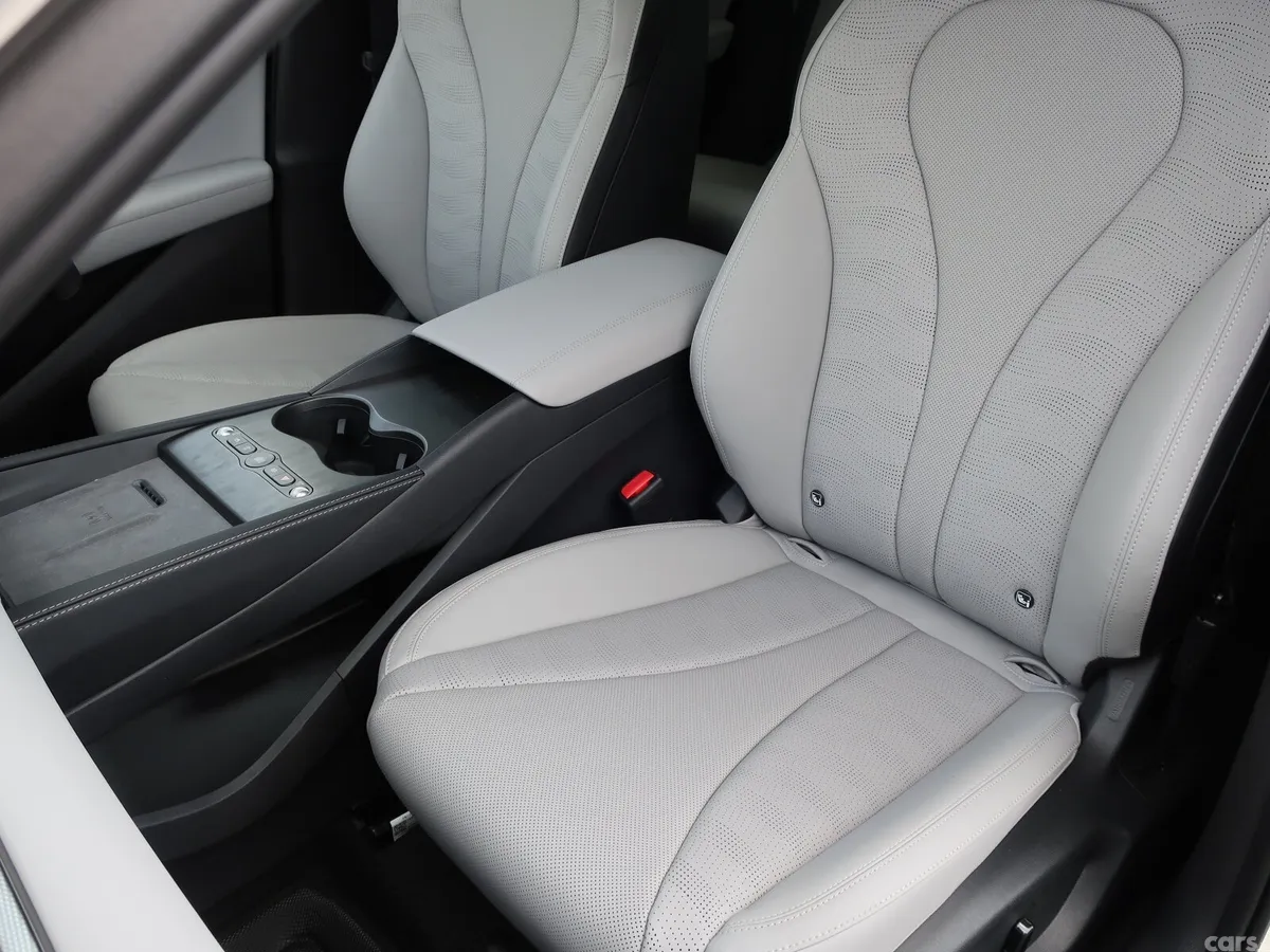 BYD Seal 6 Saloon, Petrol Plug-in Hybrid, 2026, White