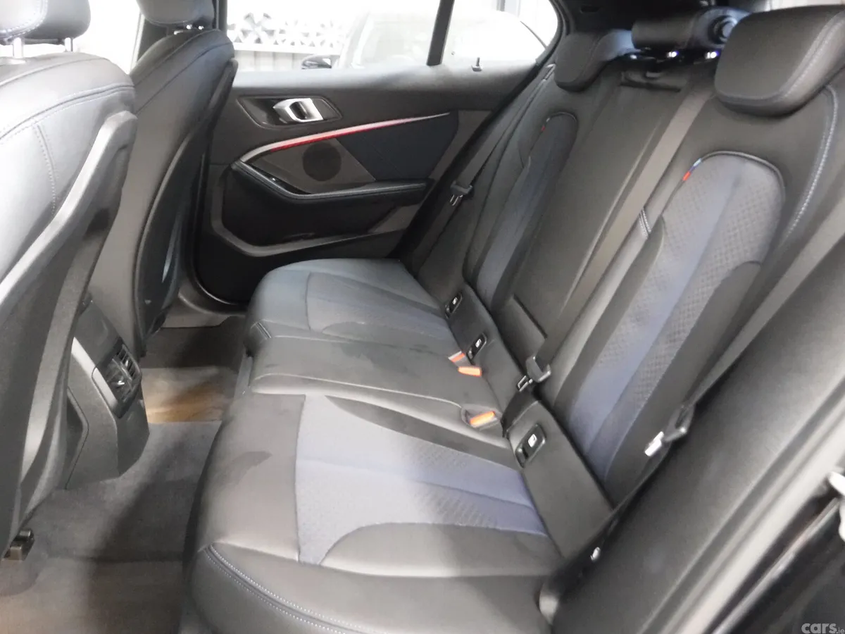 BMW 1-Series Hatchback, Diesel, 2020, Black