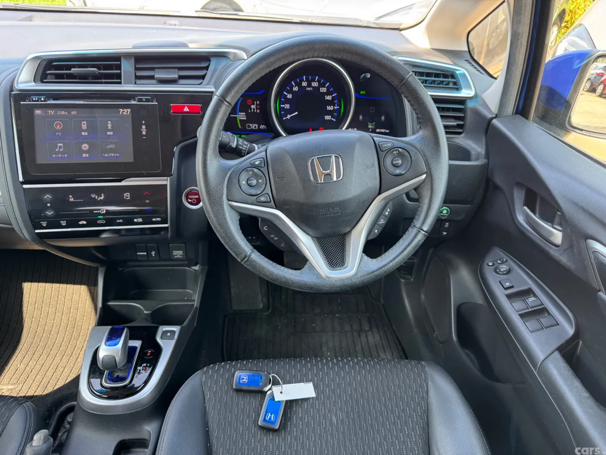 Honda Fit Hatchback, Petrol Hybrid, 2014, Blue