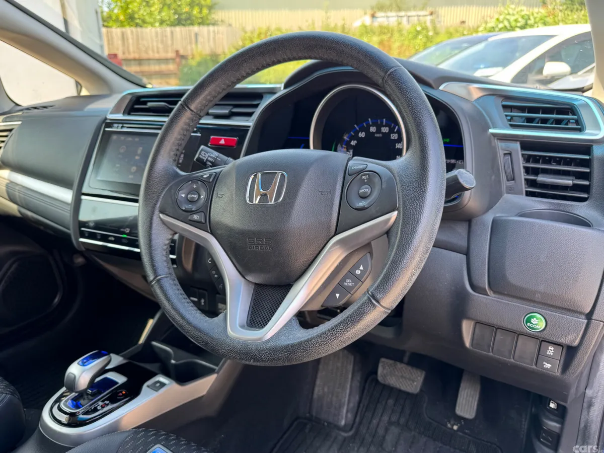 Honda Fit Hatchback, Petrol Hybrid, 2014, Blue
