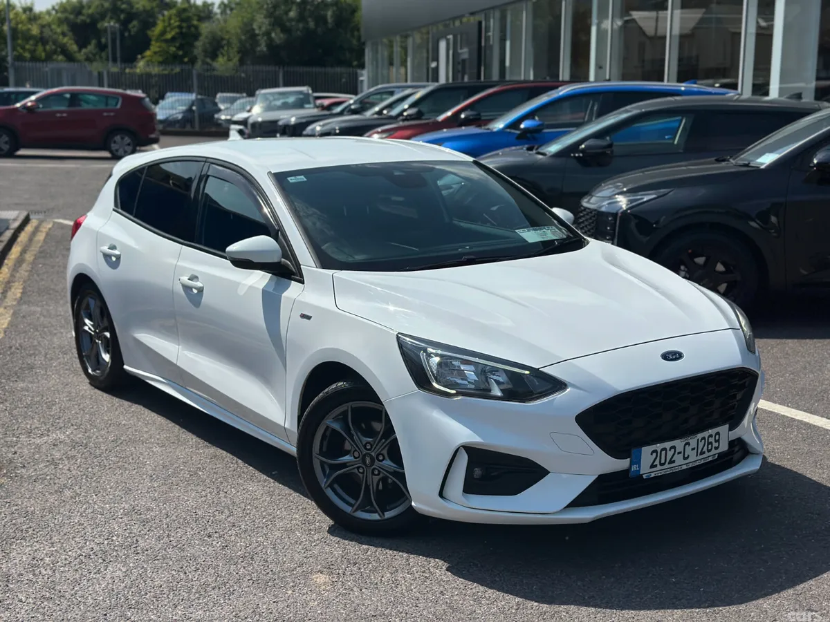 Ford Focus Hatchback, Diesel, 2020, White